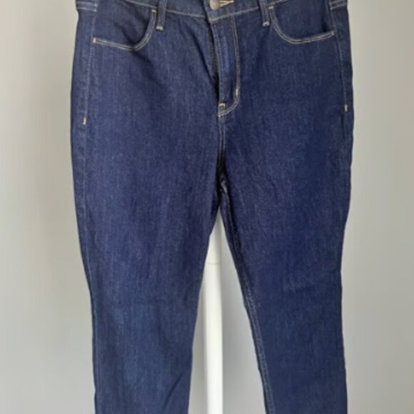 High Rise Wow Straight Jeans - Picture 2 of 3